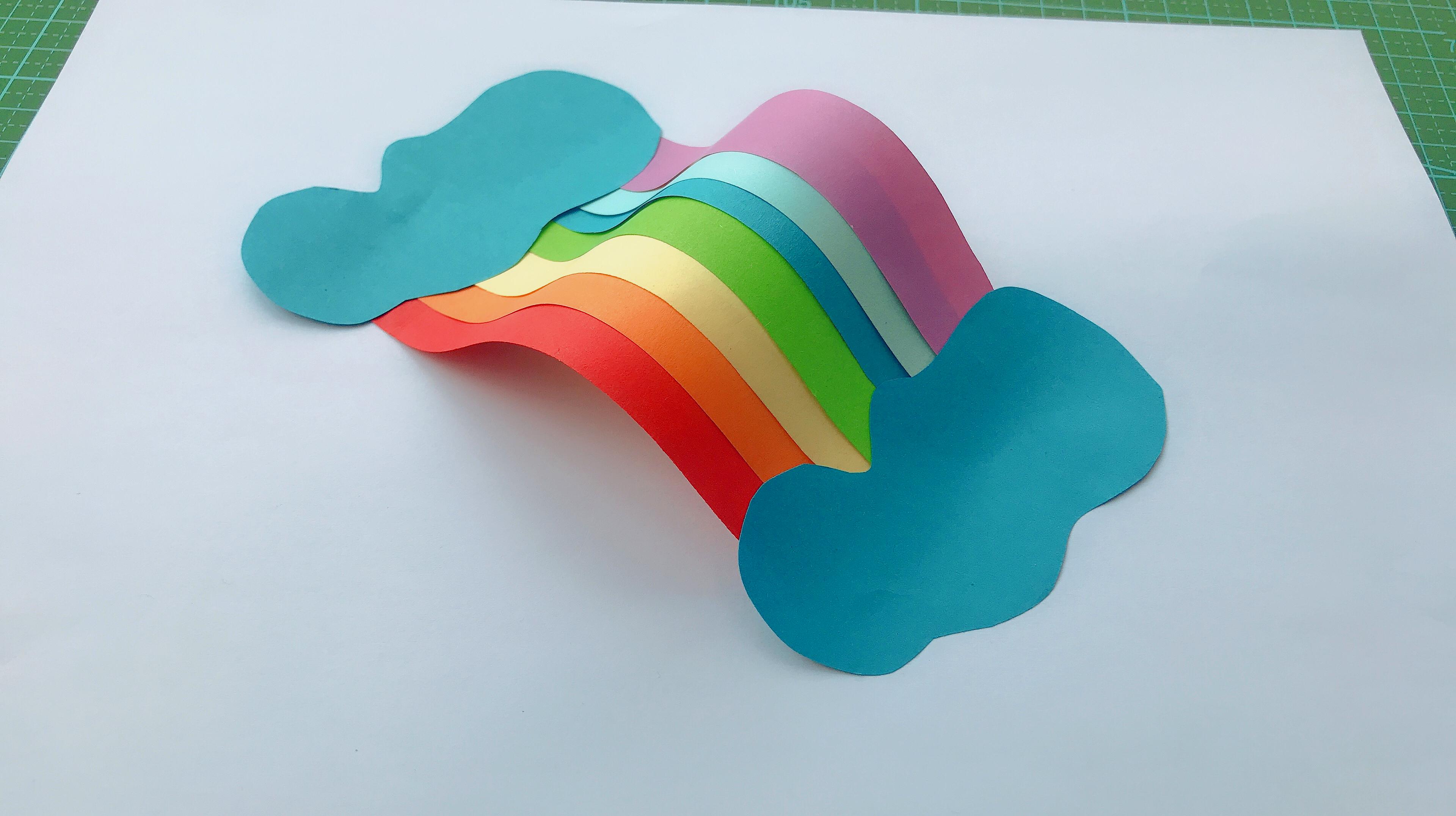 创意手工:简单又漂亮的彩虹粘贴画,玩出新花样
