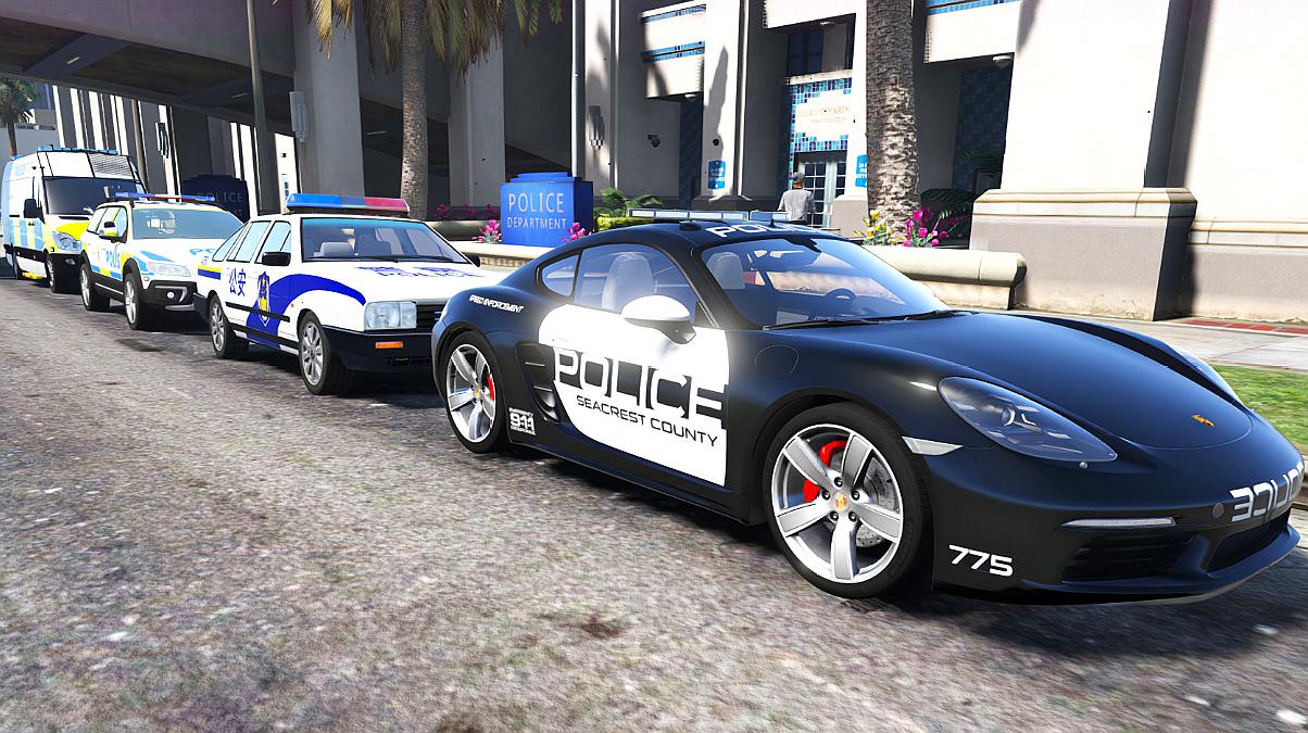 gta5 接到举报有人聚众闹事,整个警车车队前去查看