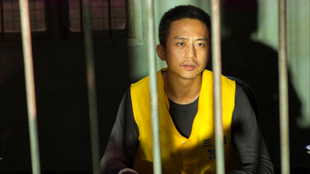5分,讲述了逃债而偷渡到韩国成为杀手的男人与追杀这名男子的另外一个