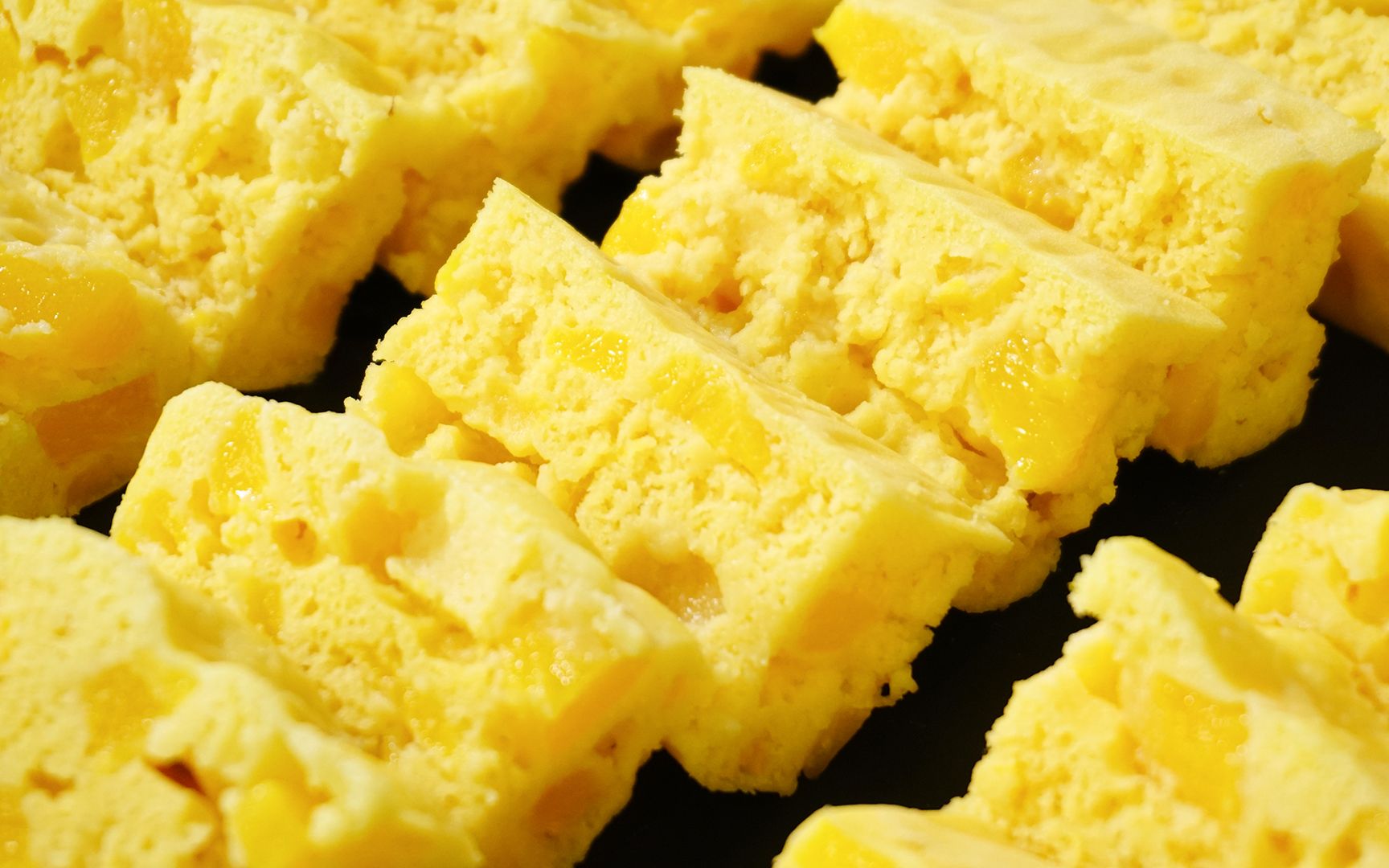 黄桃玉米糕做法,营养不上火,蒸一蒸就出锅,夏日清凉小点心