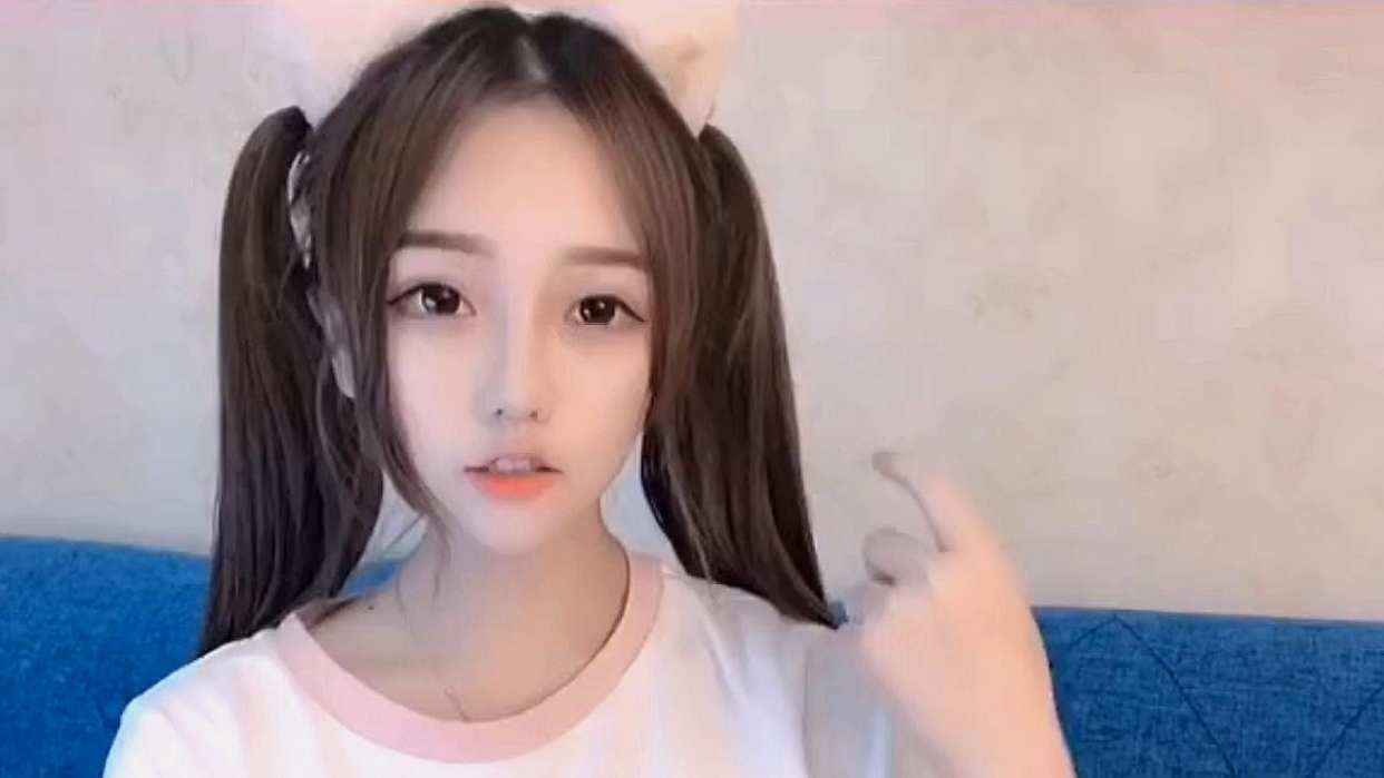 萝莉 双马尾小萝莉表情太甜了,爱了!