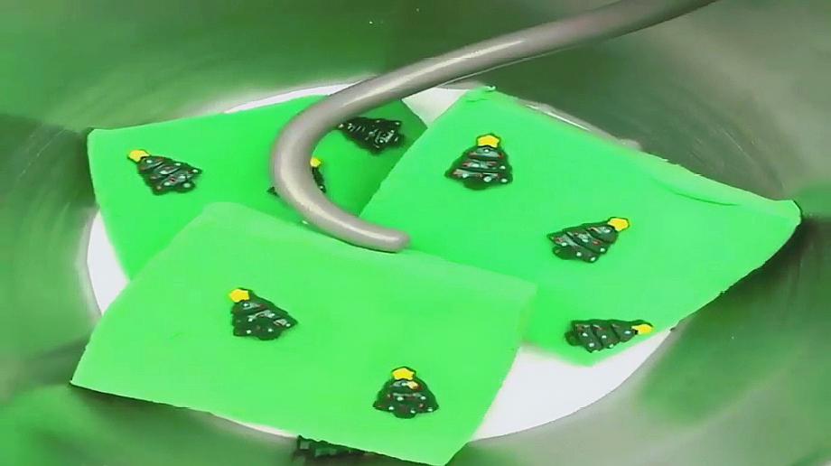 "趣味手作"之早教视频:软乎乎的史莱姆