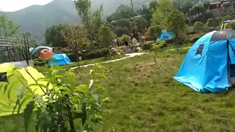清平乐露营地 爱言情