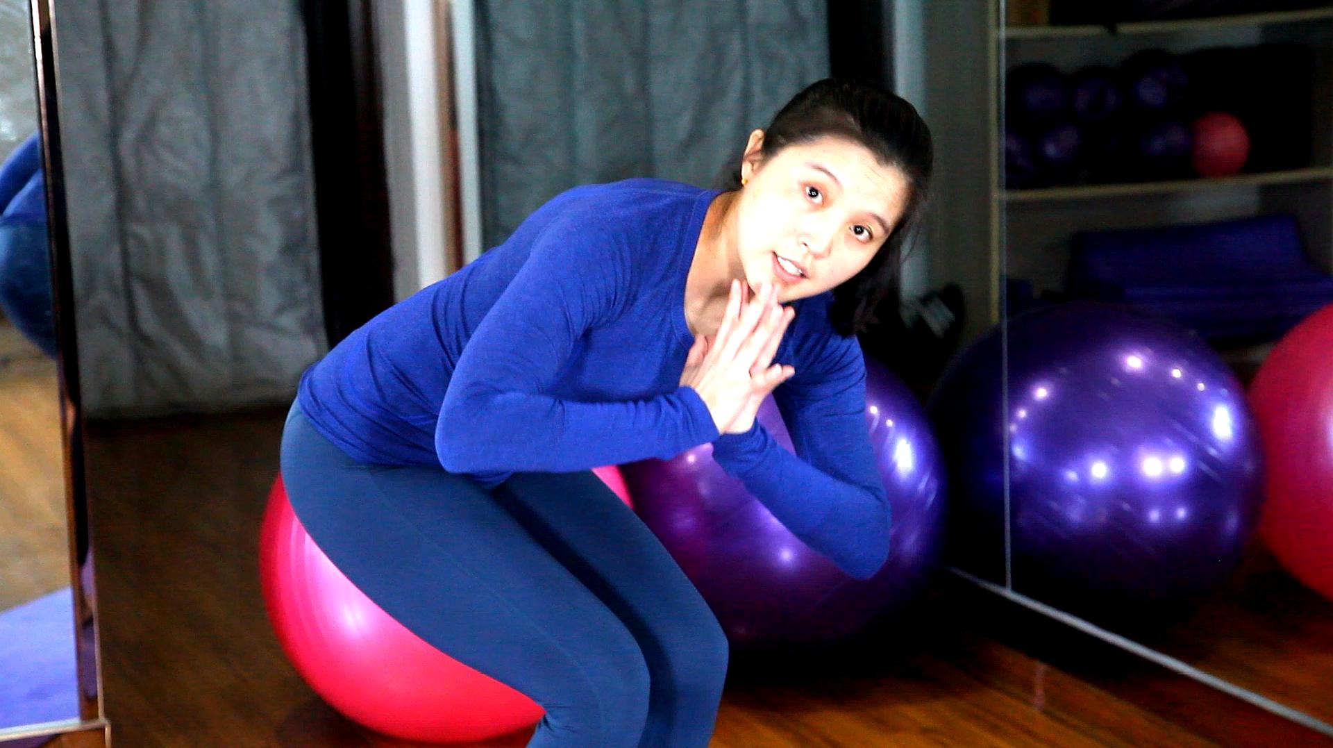 瑜伽体式教学《幻影扭转式》,增强腿部力量,促进消化