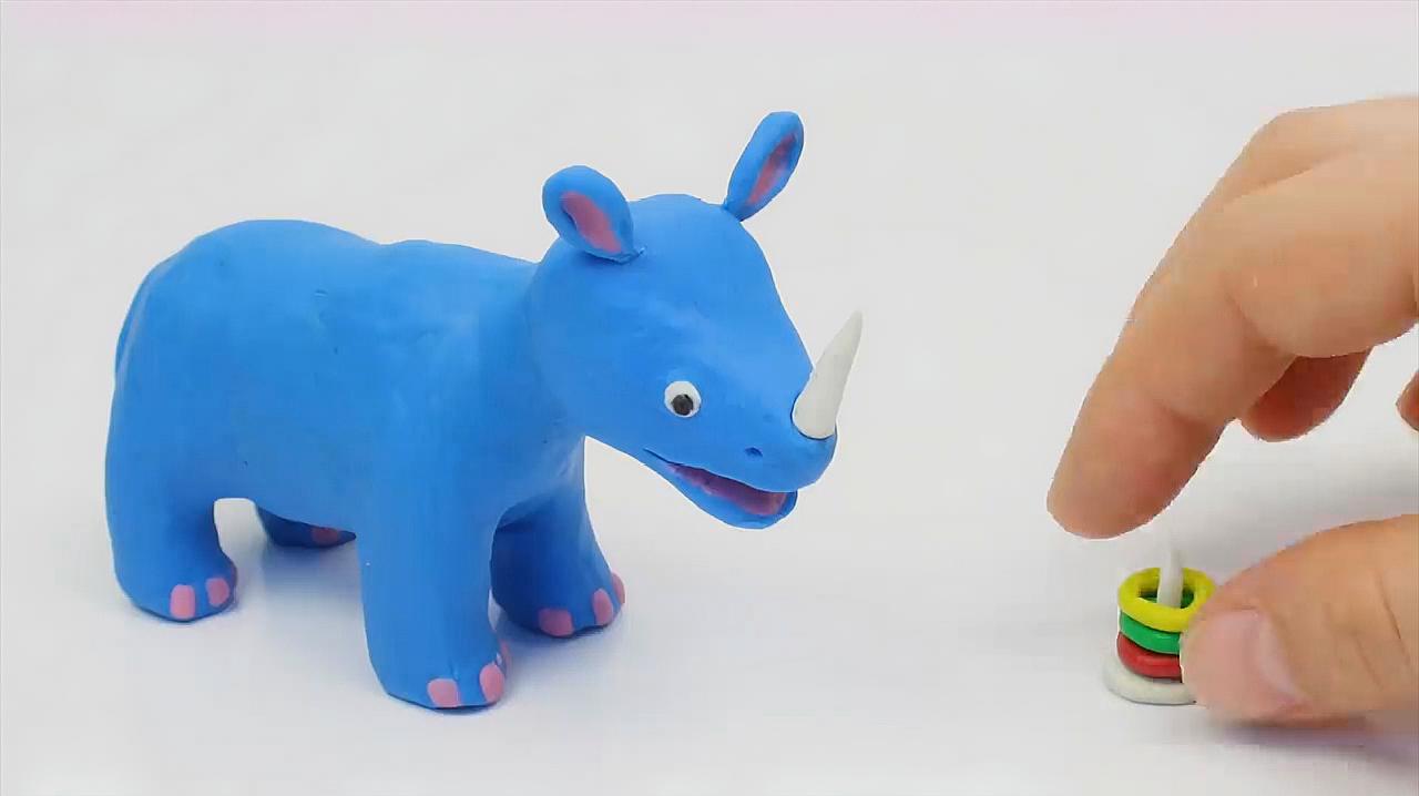 橡皮泥停止运动漫画:创建一个犀牛