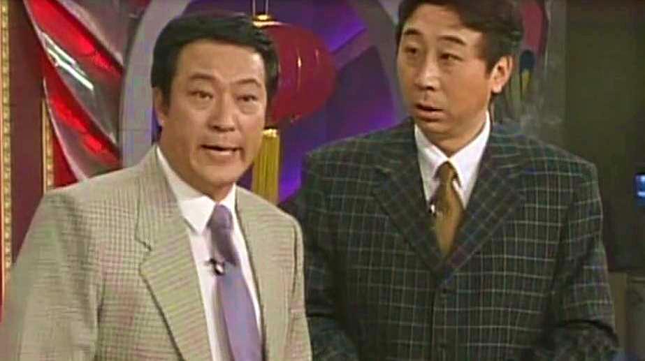 冯巩演绎相声《瞧这俩爹》,全程高能不断,网友:笑喷了