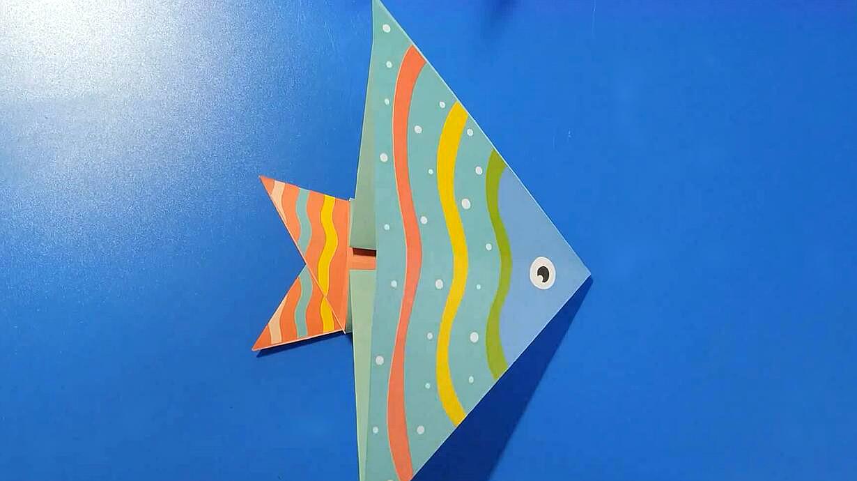 手工折纸教程:超级简单的热带鱼,可以自己画图案哦!
