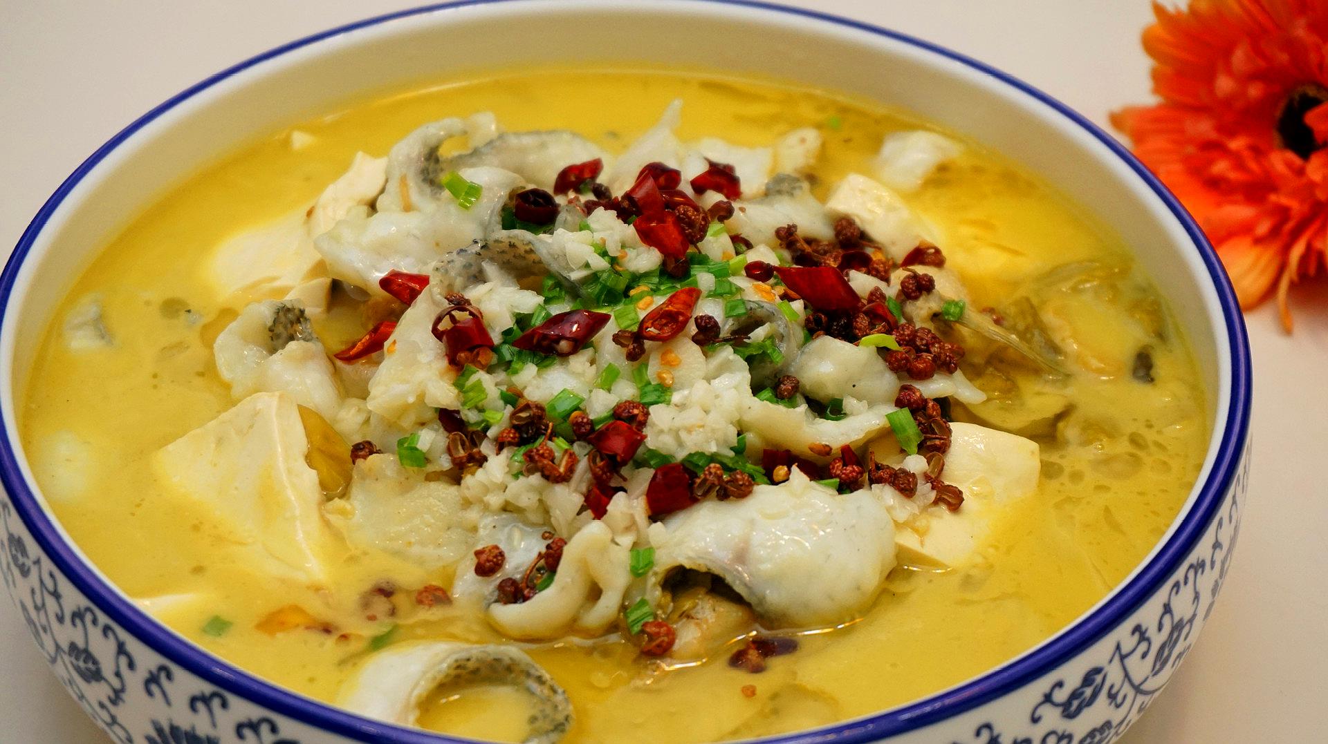 4酸菜龙利鱼的做法  02:56  来源:好看视频-楚菜大厨教你做酸菜龙利鱼