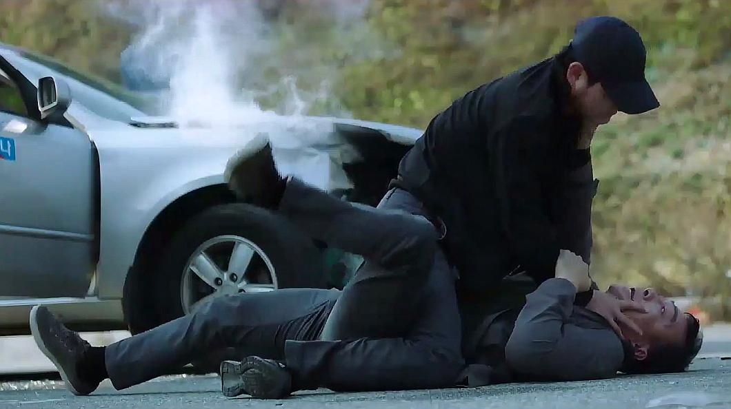 《目击者》精彩片段速看,韩国惊悚电影经典之作