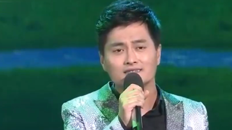 【原唱金曲】云飞经典原唱《父亲的草原母亲的河》