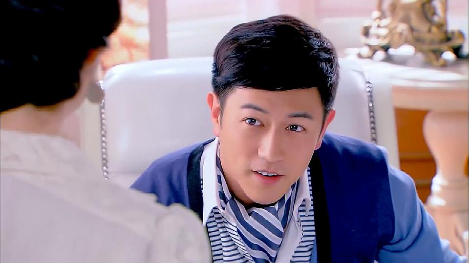 烽火佳人:妻子正工作,结果丈夫限她五分钟内回家,有事商量