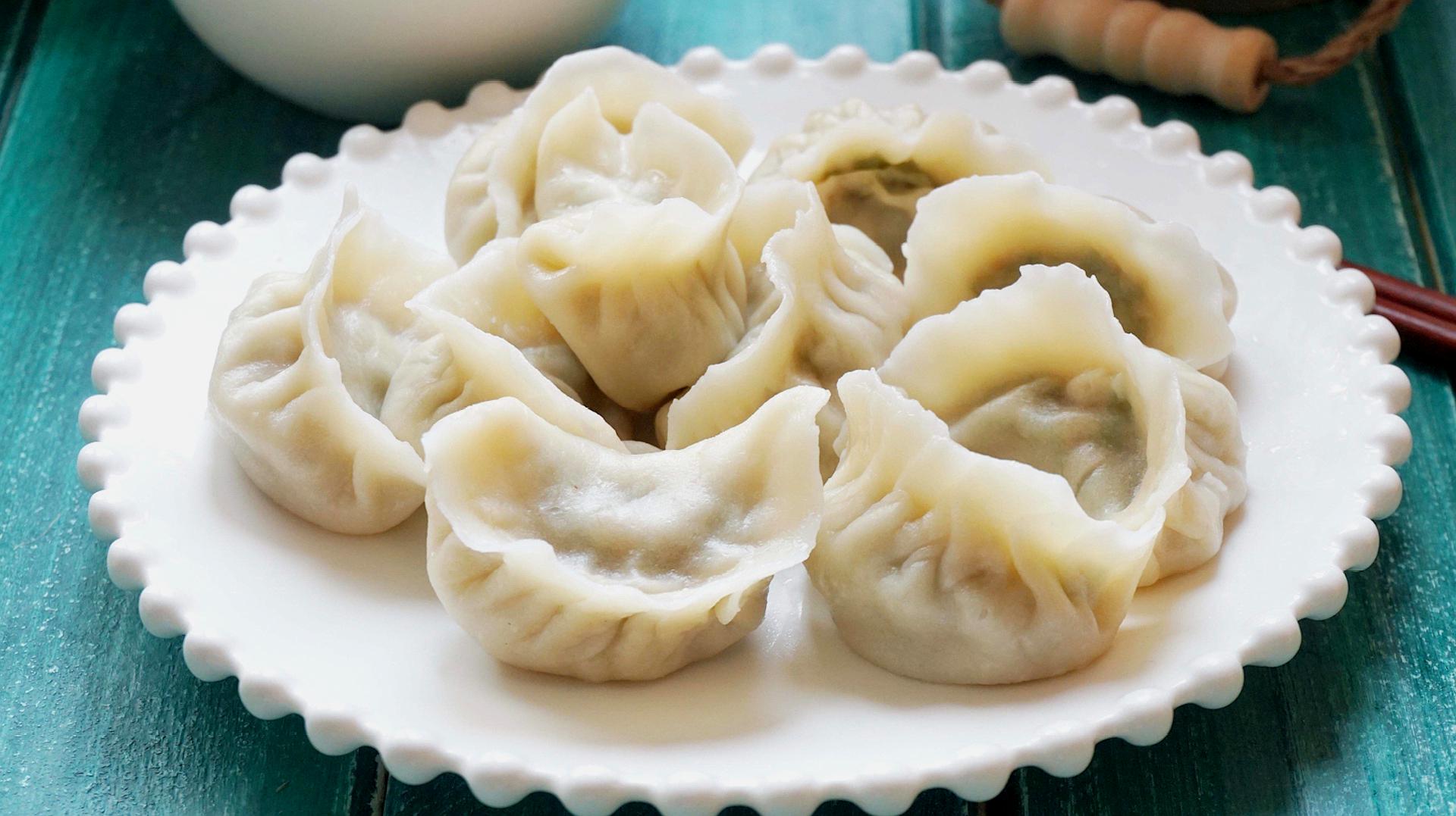 立冬不端饺子碗,冻掉耳朵没人管,立冬为什么吃饺子?你知道吗