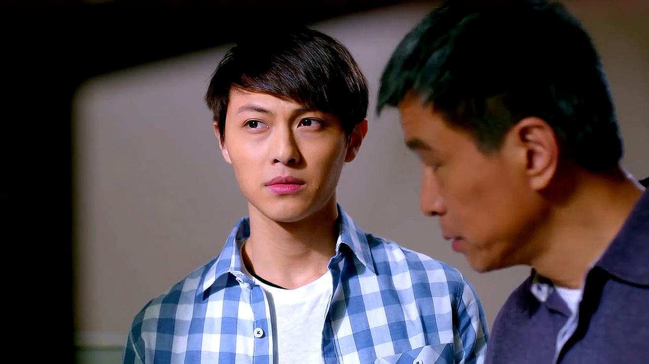 老爸专门做了萝卜牛腩汤,叫女儿回来吃饭,女儿很久没有回家吃饭