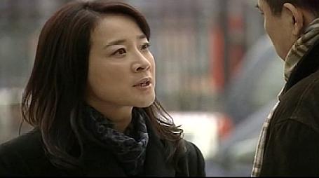 负心汉背叛妻子,糟糠之妻和负心汉闹离婚,负心汉来到民政局怂了