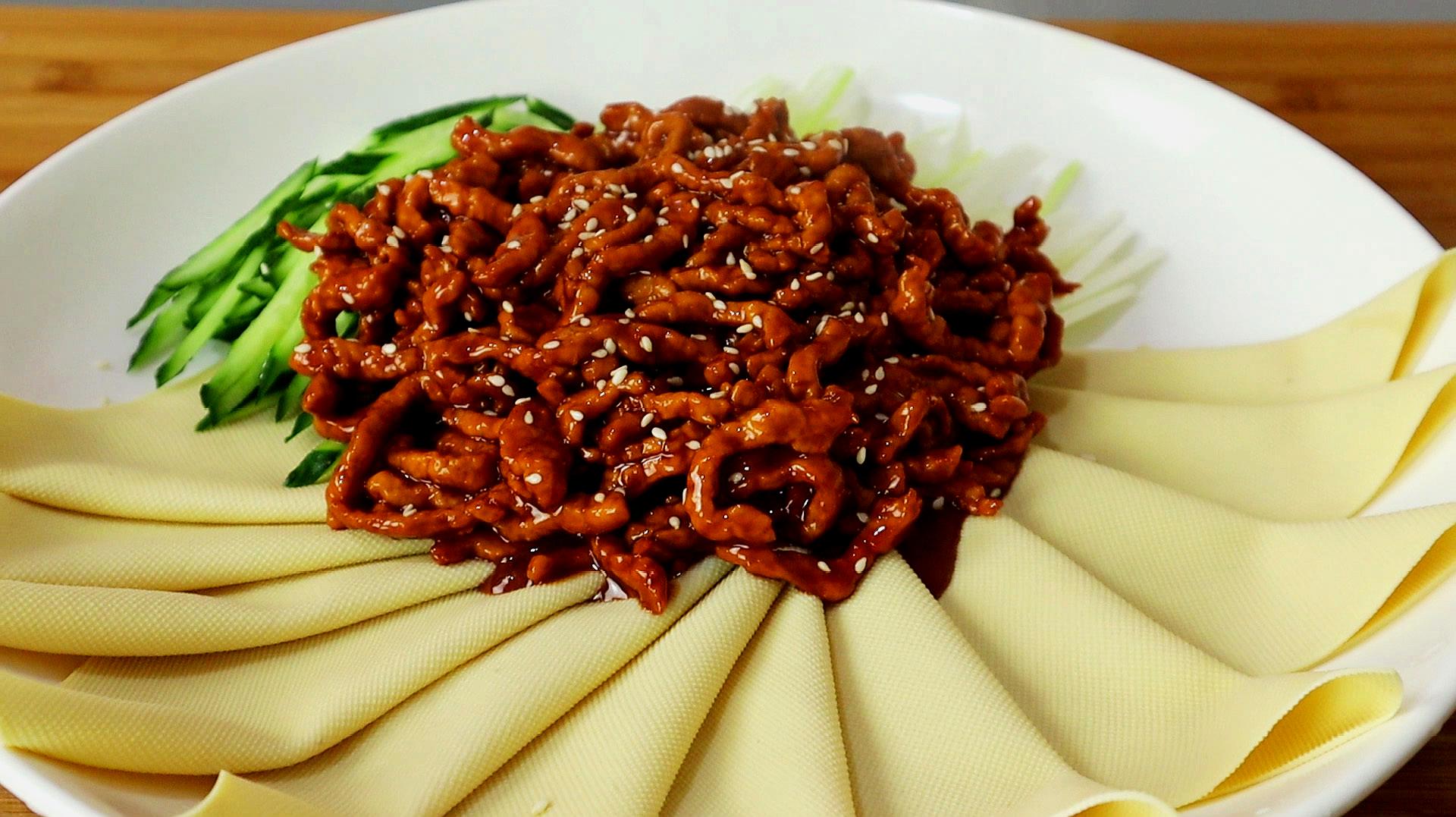 原来京酱肉丝是这样做,大厨教你小技巧,酱香浓郁,上桌就扫光