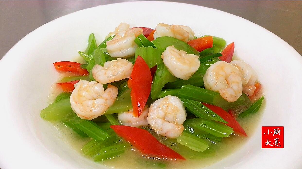 芹菜虾仁怎么做?大厨教你一招,无需太多调料,原汁原味