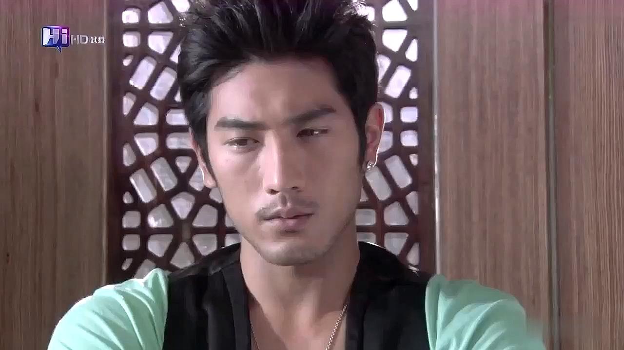 《单数绝配》电视剧:高以翔又在胡思乱想!