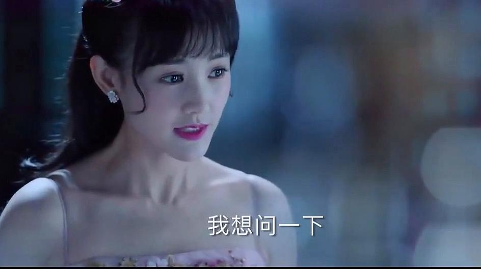 82019年《海棠经雨胭脂透:讲述了身怀绝佳化妆技术的顾海棠,为寻找