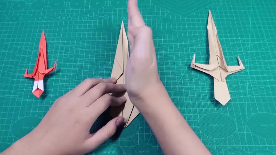 折纸武器怎么做
