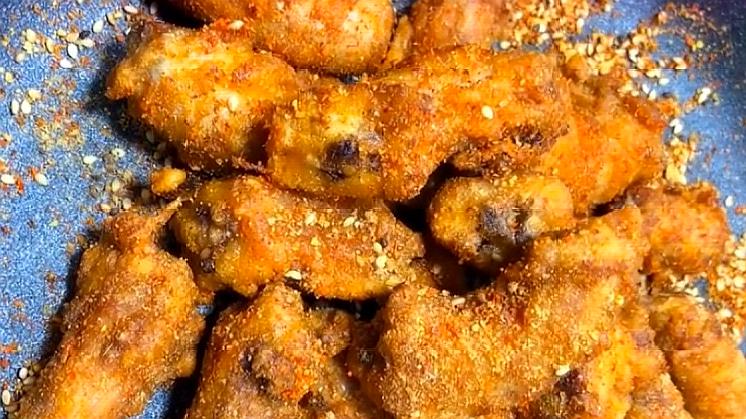 家常版孜然鸡脖的简单做法,鲜香味美,不比饭店的味道差!