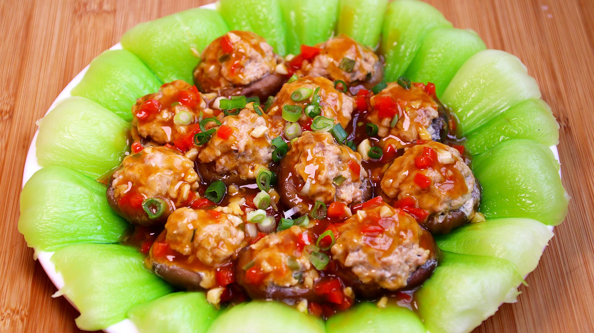 过年了,教你一道拿手菜,有菜有肉又好看,招待客人有面子