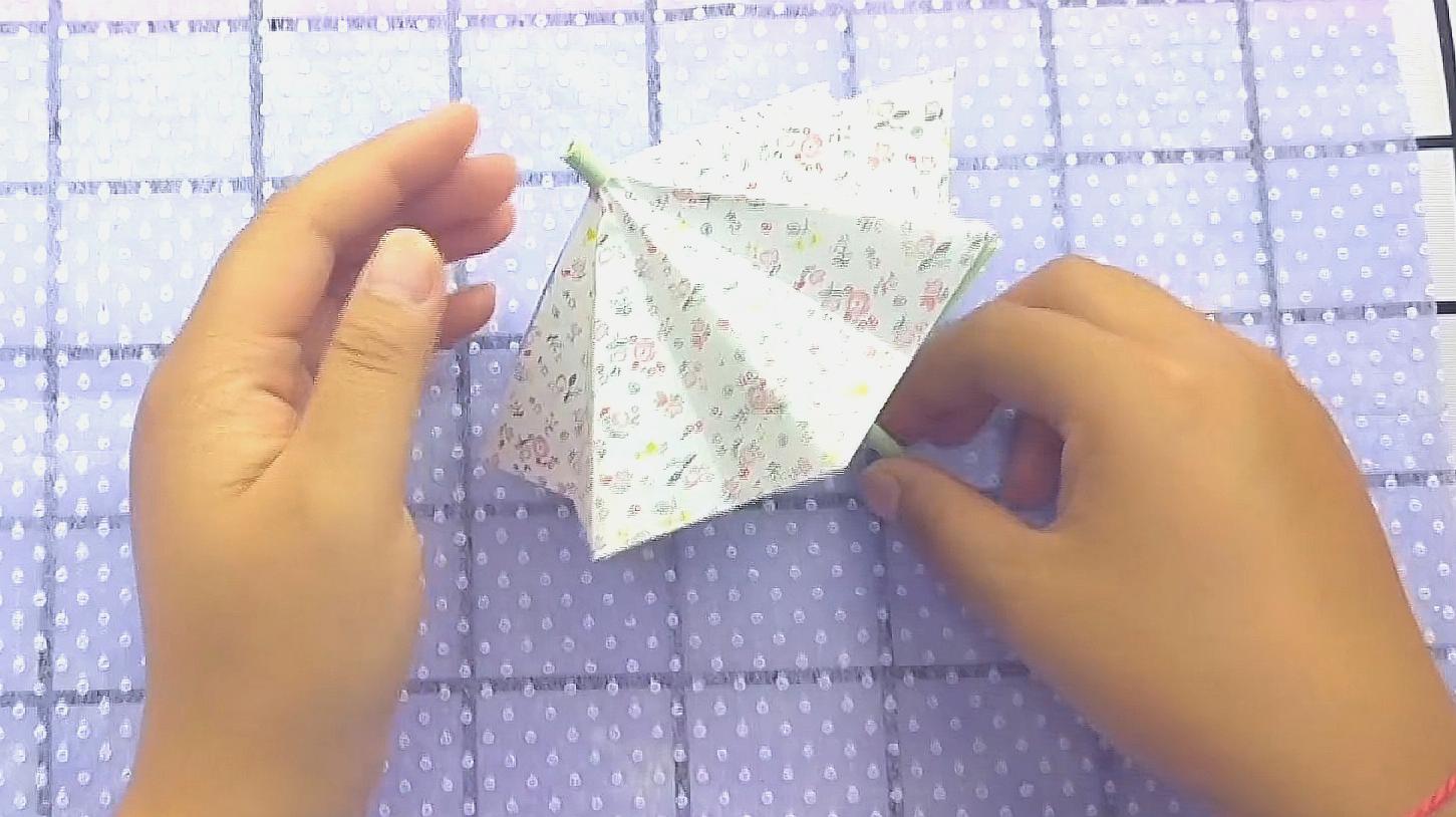 3手工diy教程,折纸如何做一把雨伞?大家来看看吧,感觉很厉害!