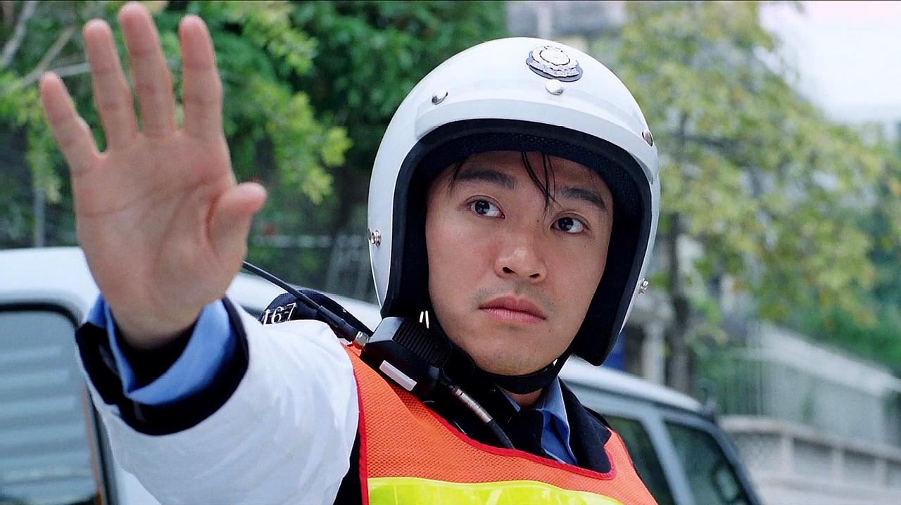 逃学威龙2:吴孟达去重案组,周星驰交警骑摩托巡街,笑哭了