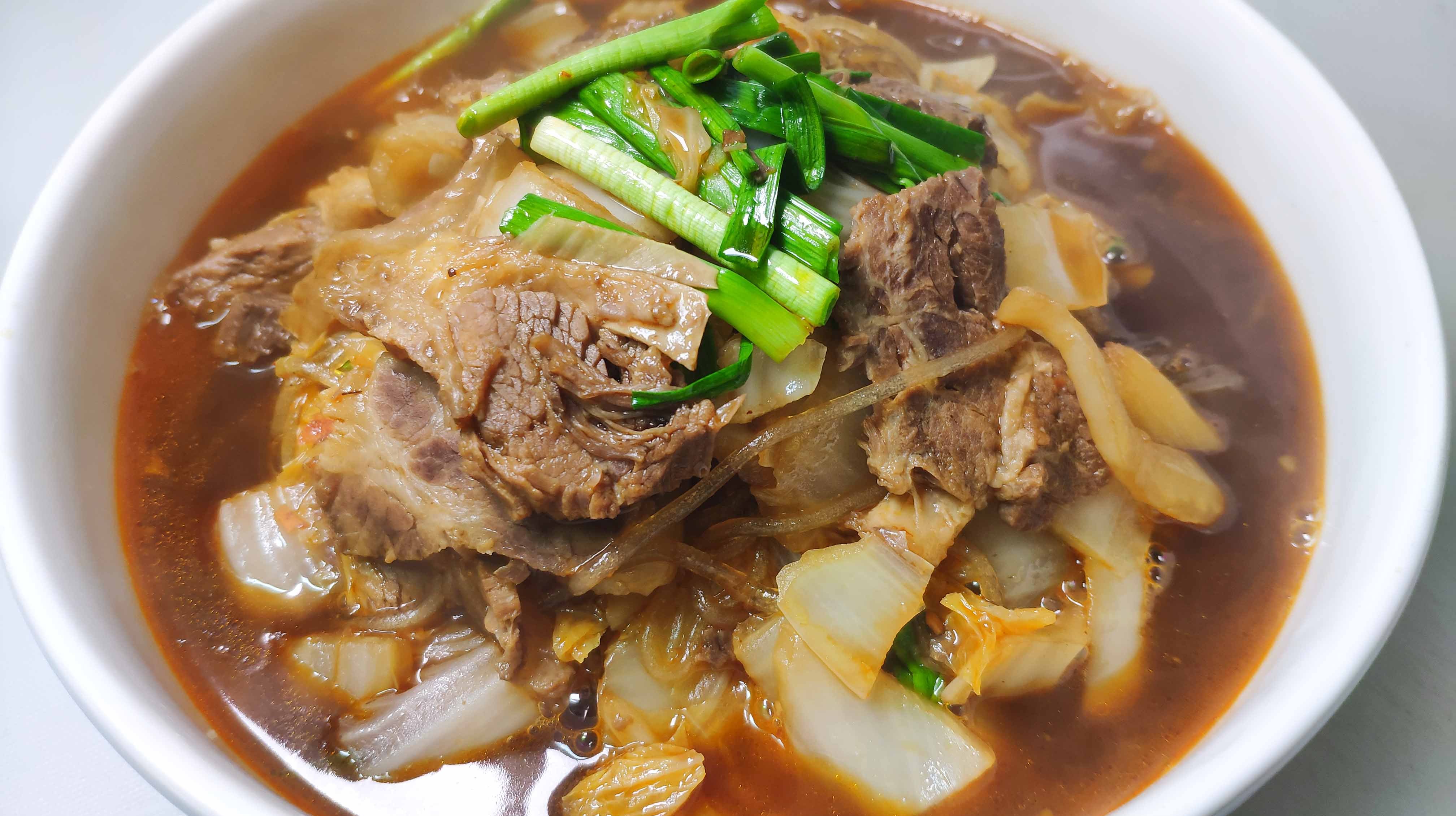 牛腩学会这样做,软烂入味超下饭,上桌连汤都不剩!