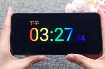 手机常亮全屏数字时钟_百度视频搜索