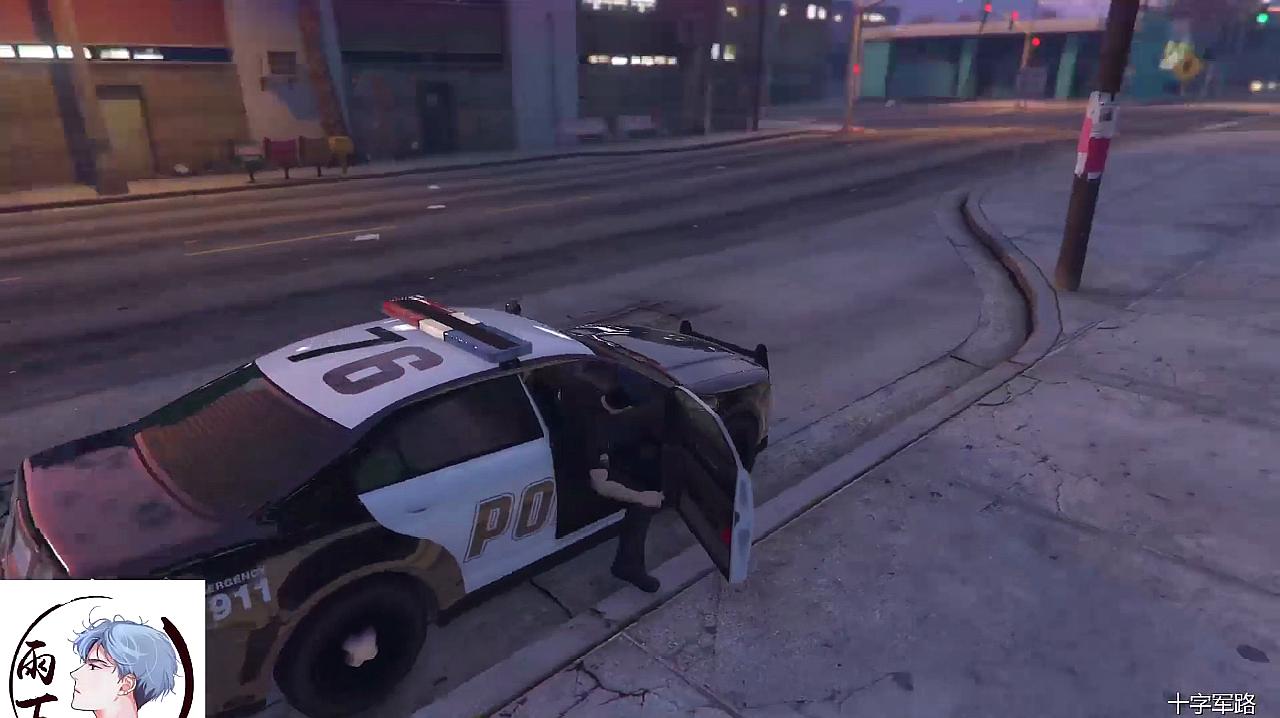 gta5警察:洛城街道上演警匪追逐大戏,市民称:太好看了!