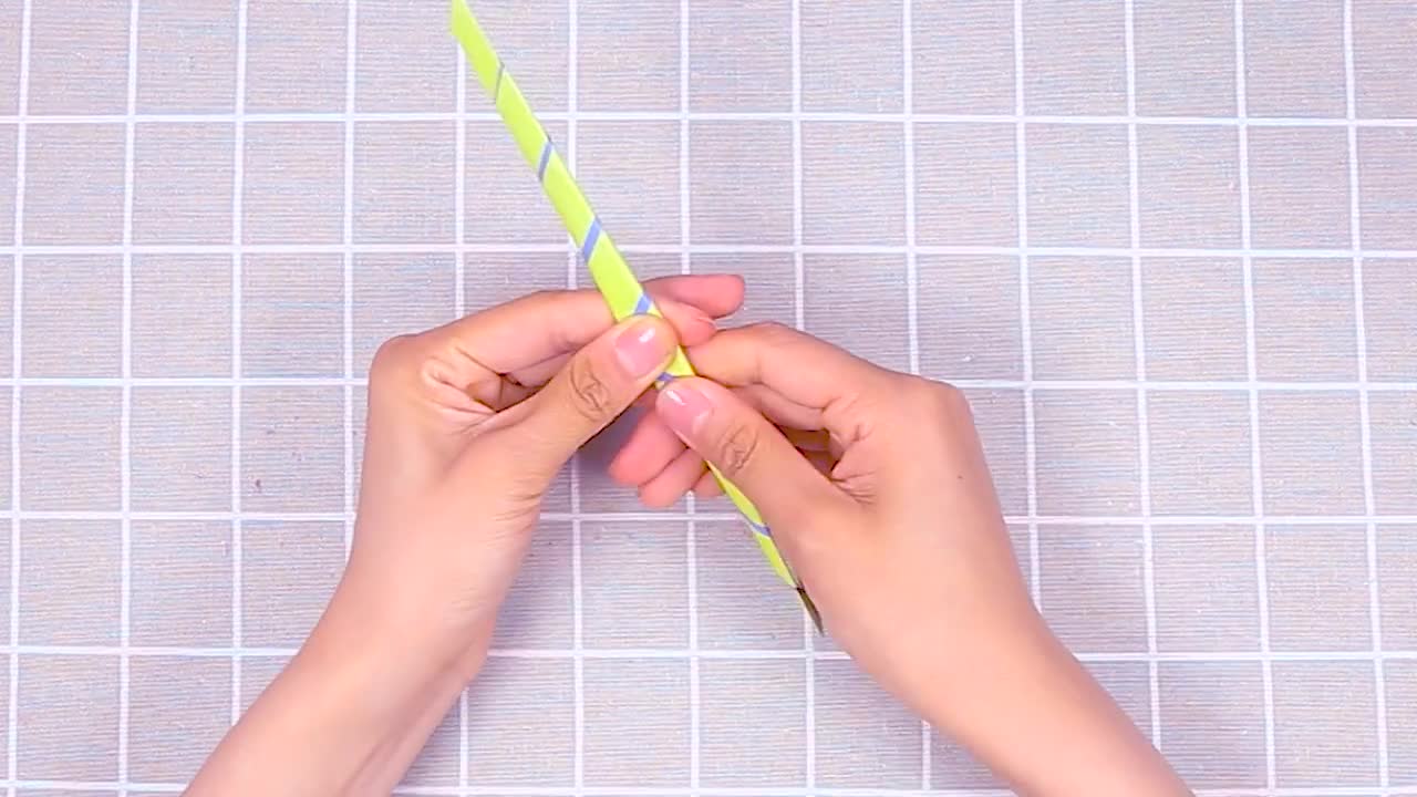 手镯怎么折纸?