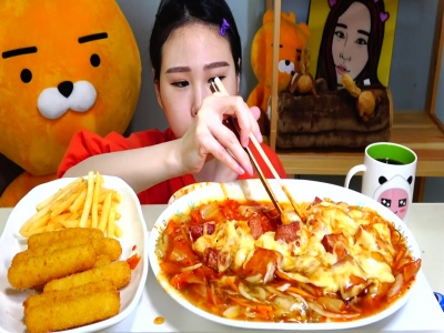 韩国吃播卡妹