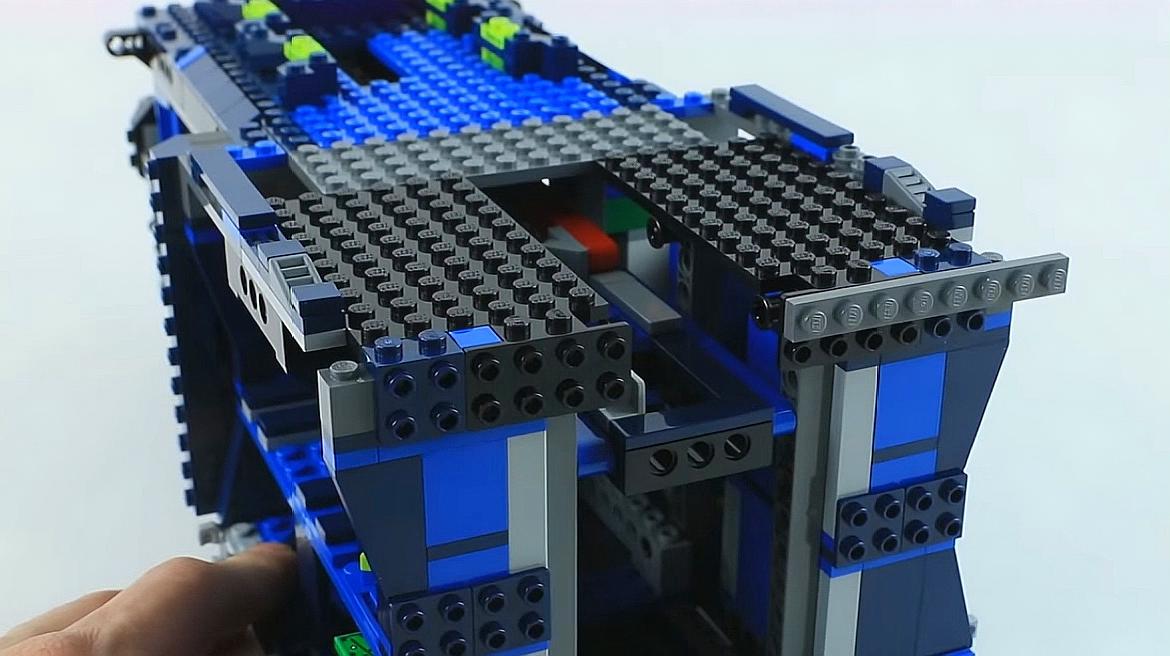 开心早教:乐高电影70839雷克斯西奥