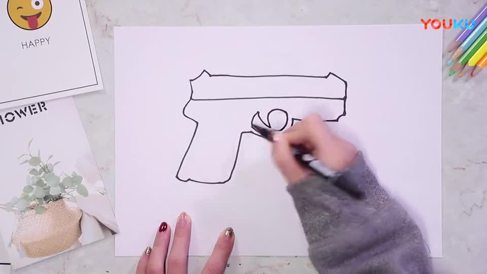 手枪简笔画怎么画?