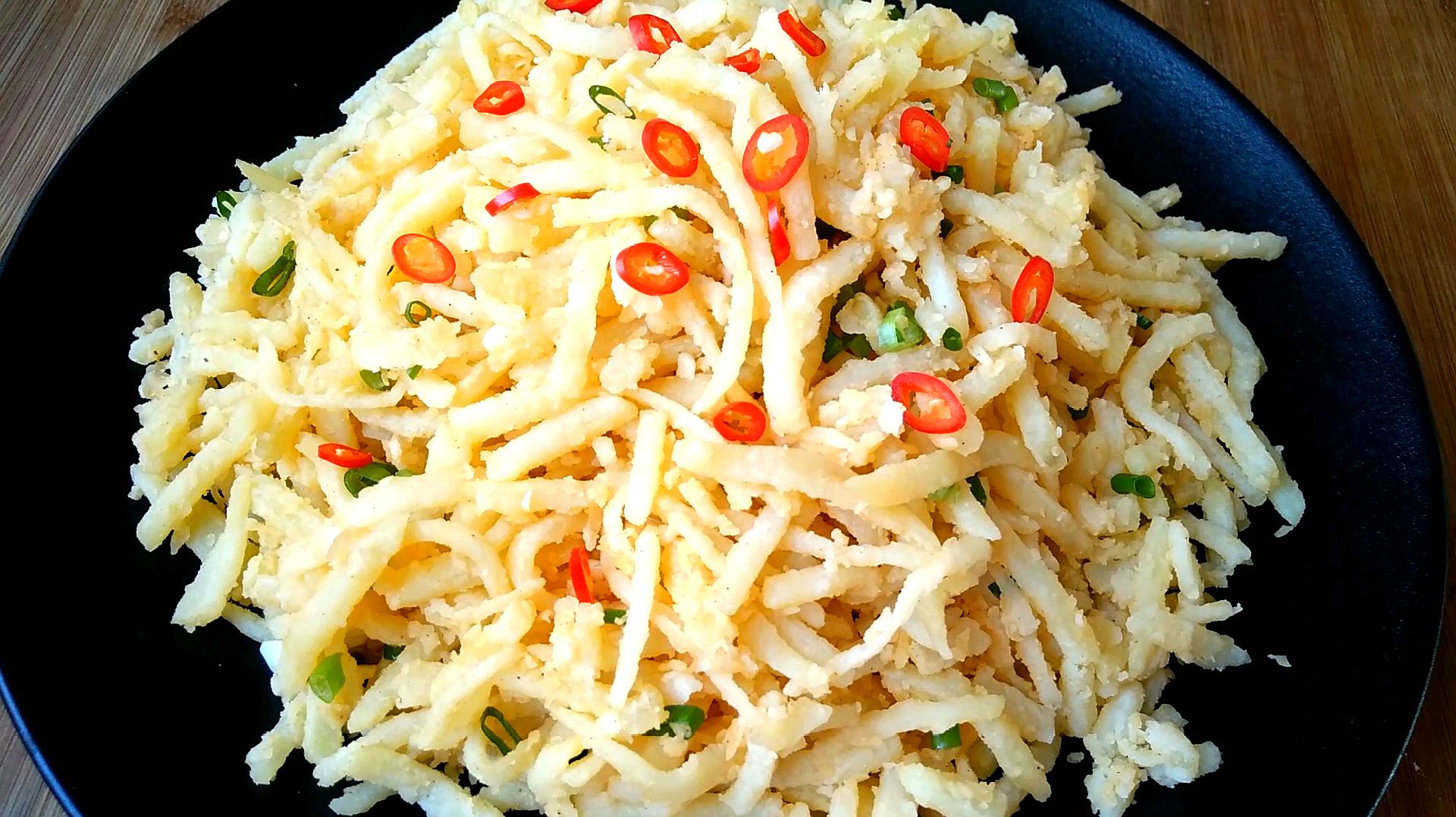 蒸土豆丝用面还是用淀粉?做错这一步,味道就完全不一样了