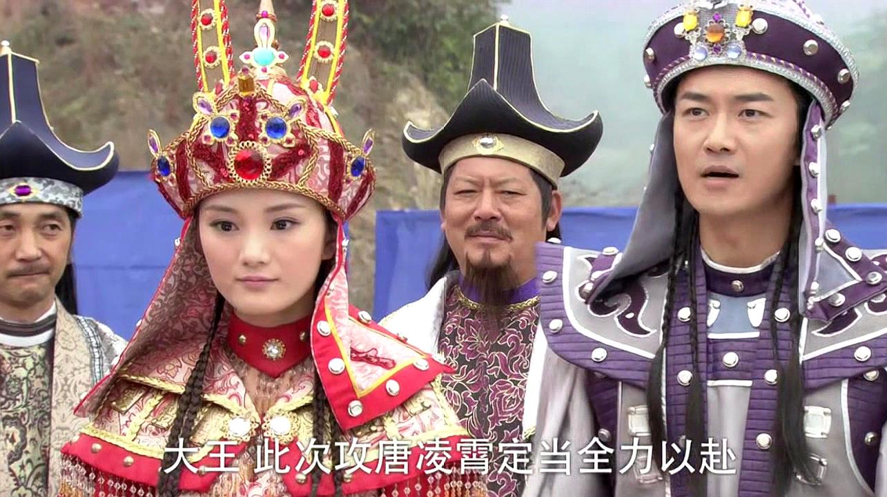 凌霄将祖传项链送代战作定情信物,她竟这样做的,丽娜眼巴巴望着