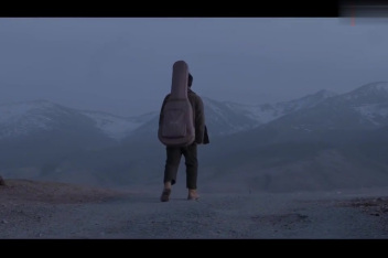 嗓子沙哑的人唱什么歌好听 百度视频搜索