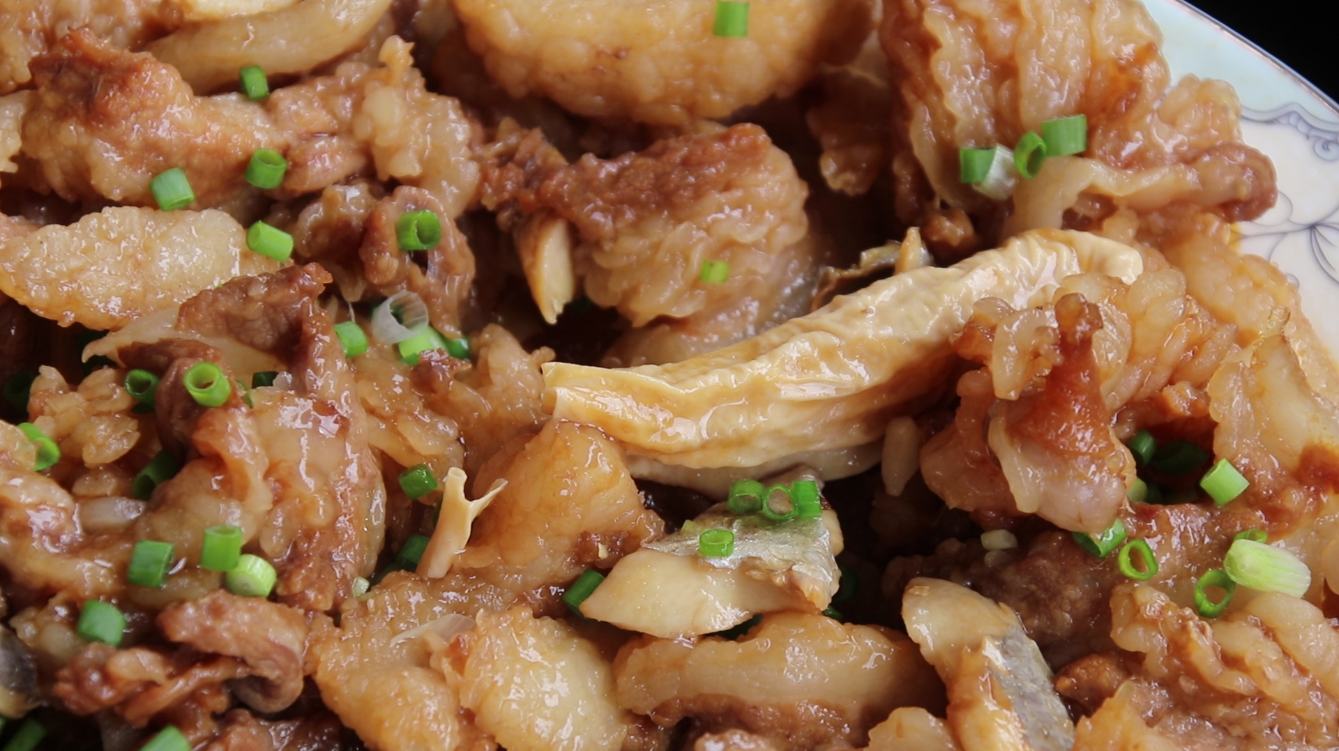 客家咸鱼蒸五花肉的做法,10分钟就能出锅,这样做我能吃一斤