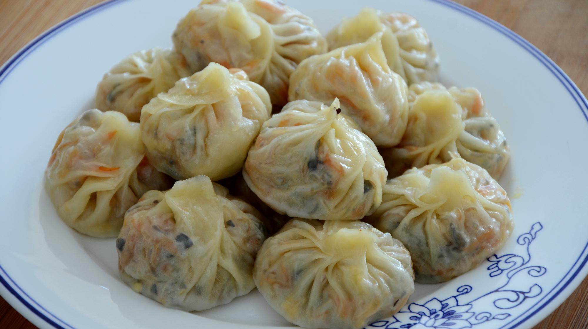 水晶包子这样做太好吃了,不揉面不发面,我家一周吃三次,比肉香