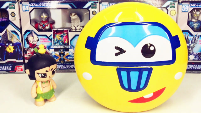 葫芦娃拆超大铁盒惊喜蛋玩具 奥特曼