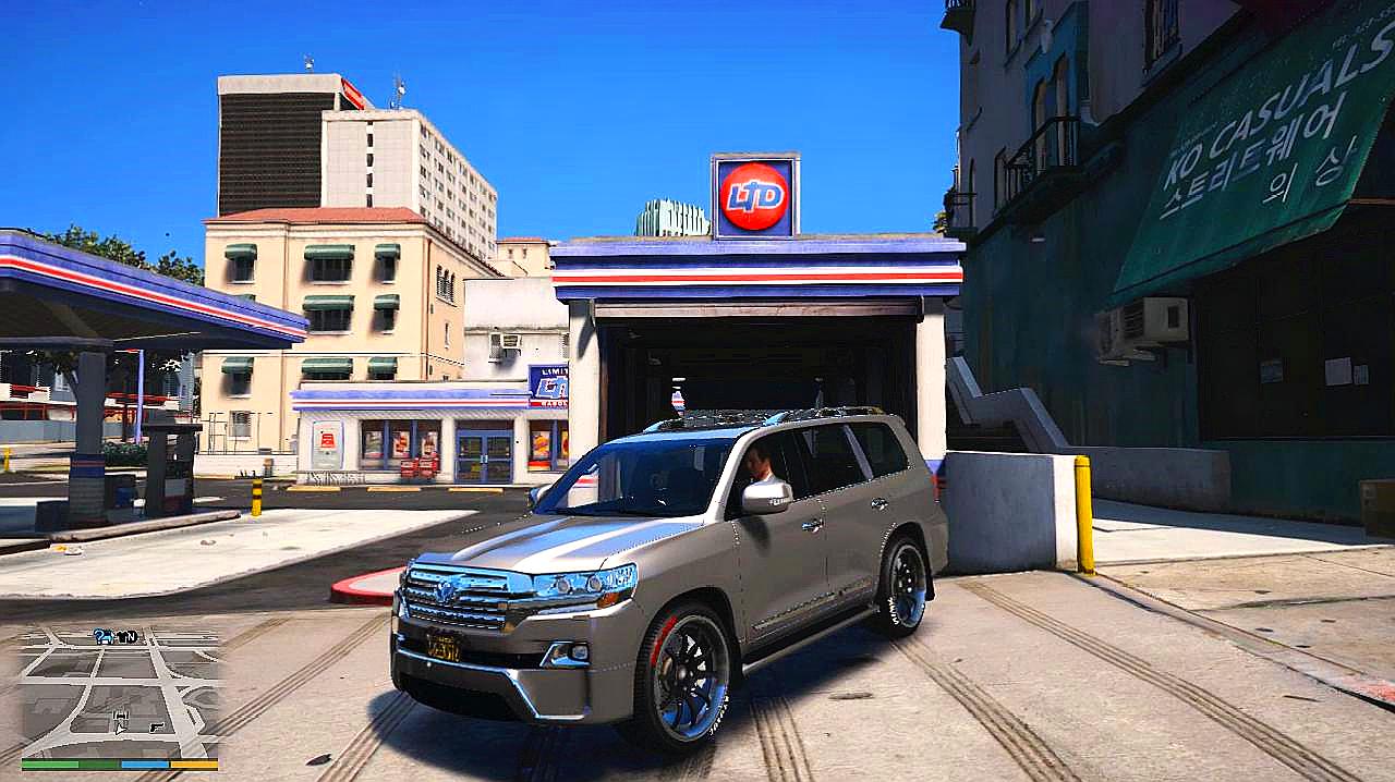 gta5:老麦把丰田陆地巡洋舰洗干净,直接开去送给小富
