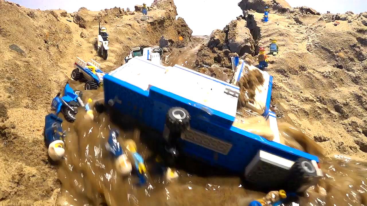 "乐高趣味漫"之早教视频:乐高大坝决口