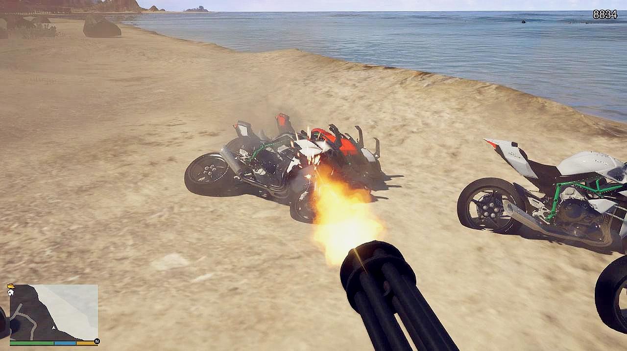 gta5:小富根本不会驾驶川崎摩托车,拿出加特林全部火化