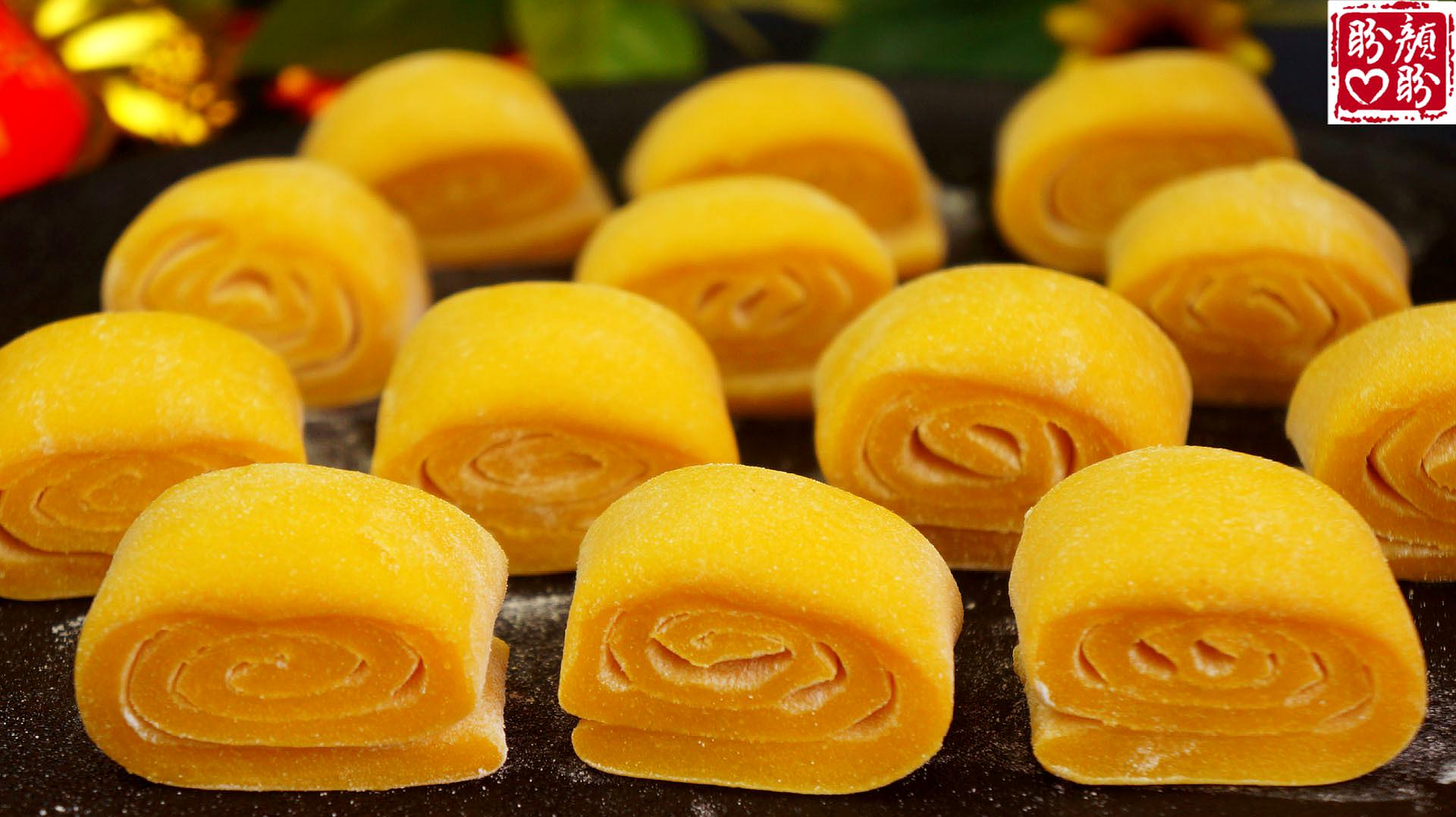 软糯香甜的牛奶南瓜糕,不揉面,做法简单易学,好吃不腻!