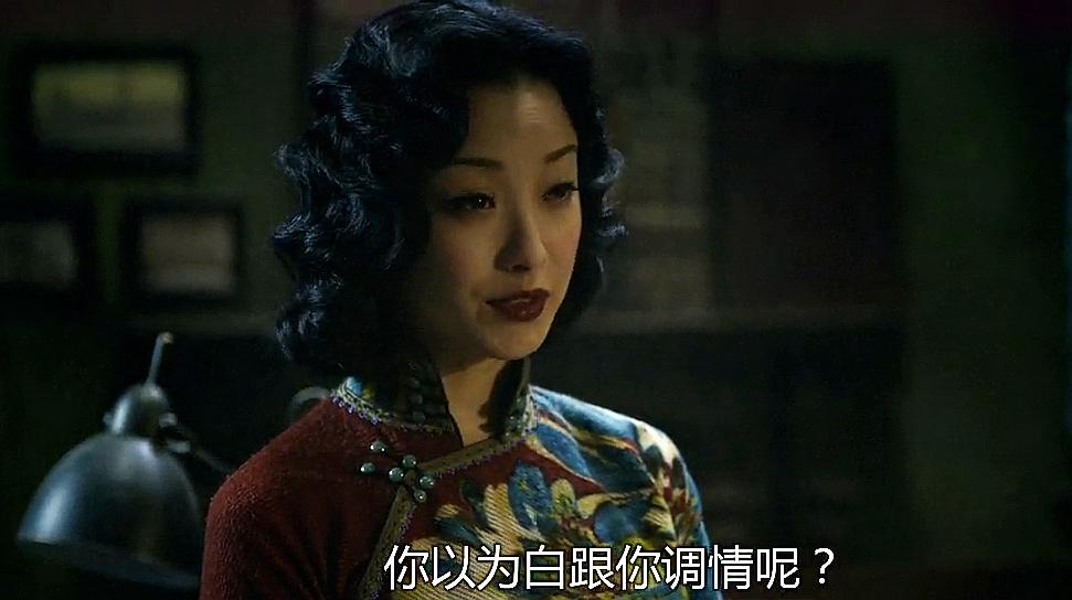 金陵十三钗:玉墨深夜来找洋人,不为钱财,提一要求令他傻眼