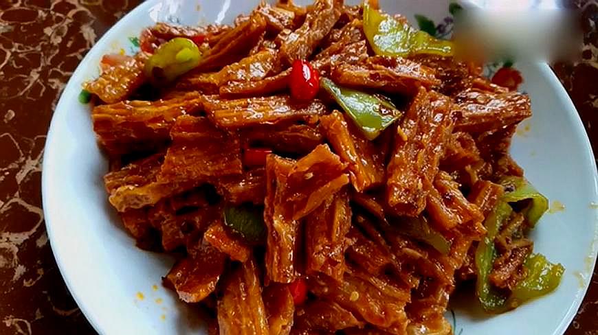 03:00  来源:好看视频-腐竹怎么做好吃,来看下做法,简单好吃下饭,这