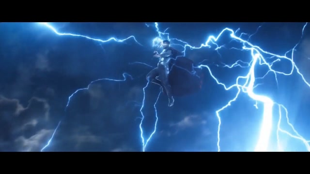 《复仇者联盟3》雷神携带新武器风暴战斧到达瓦坎达,扭转大战形势