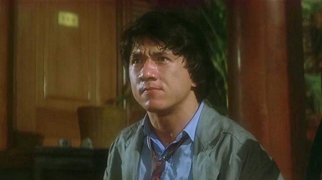 a计划续集:成龙大哥经典打斗片段,以一敌三,被虐到怀疑人生!