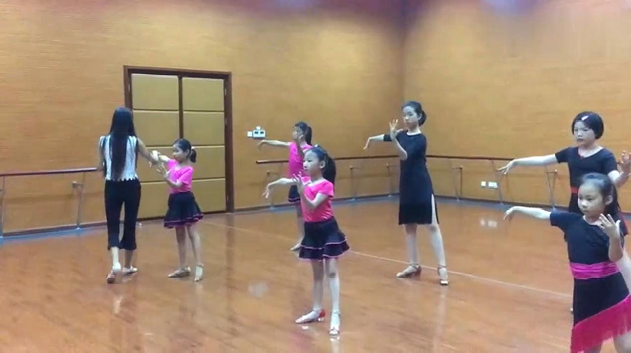 拉丁舞教学视频儿童舞蹈课堂,慢动作演示即学即会