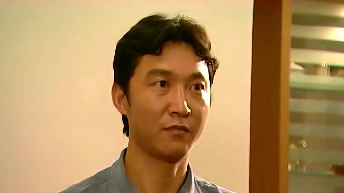 插翅难逃:郭金凤长得漂亮学历又高,真不知道看上张世豪哪一点了
